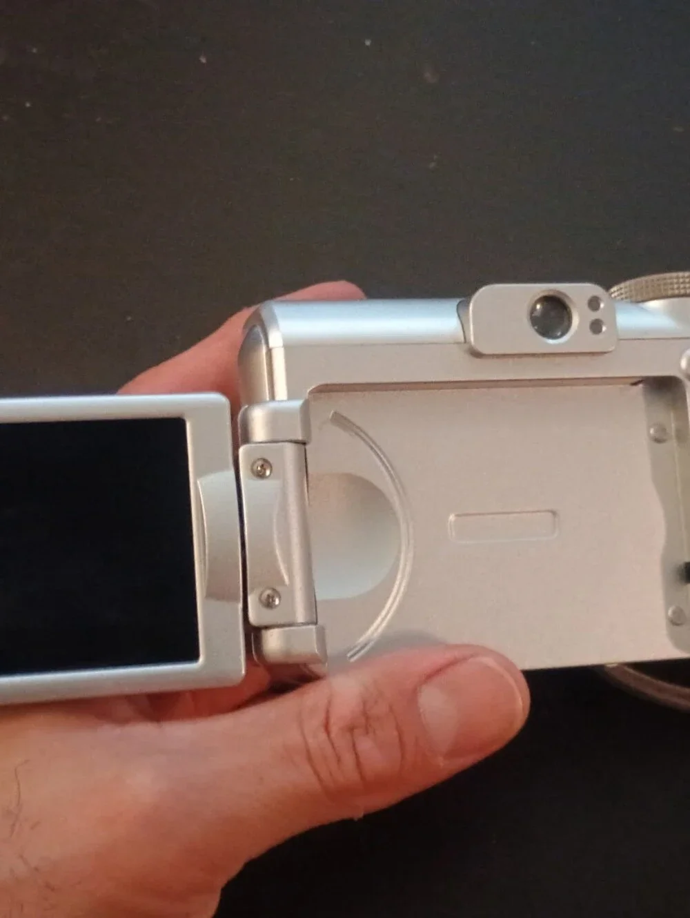 Canon Silver Powershot A630 Compact Point-and-Shoot Digital Camera